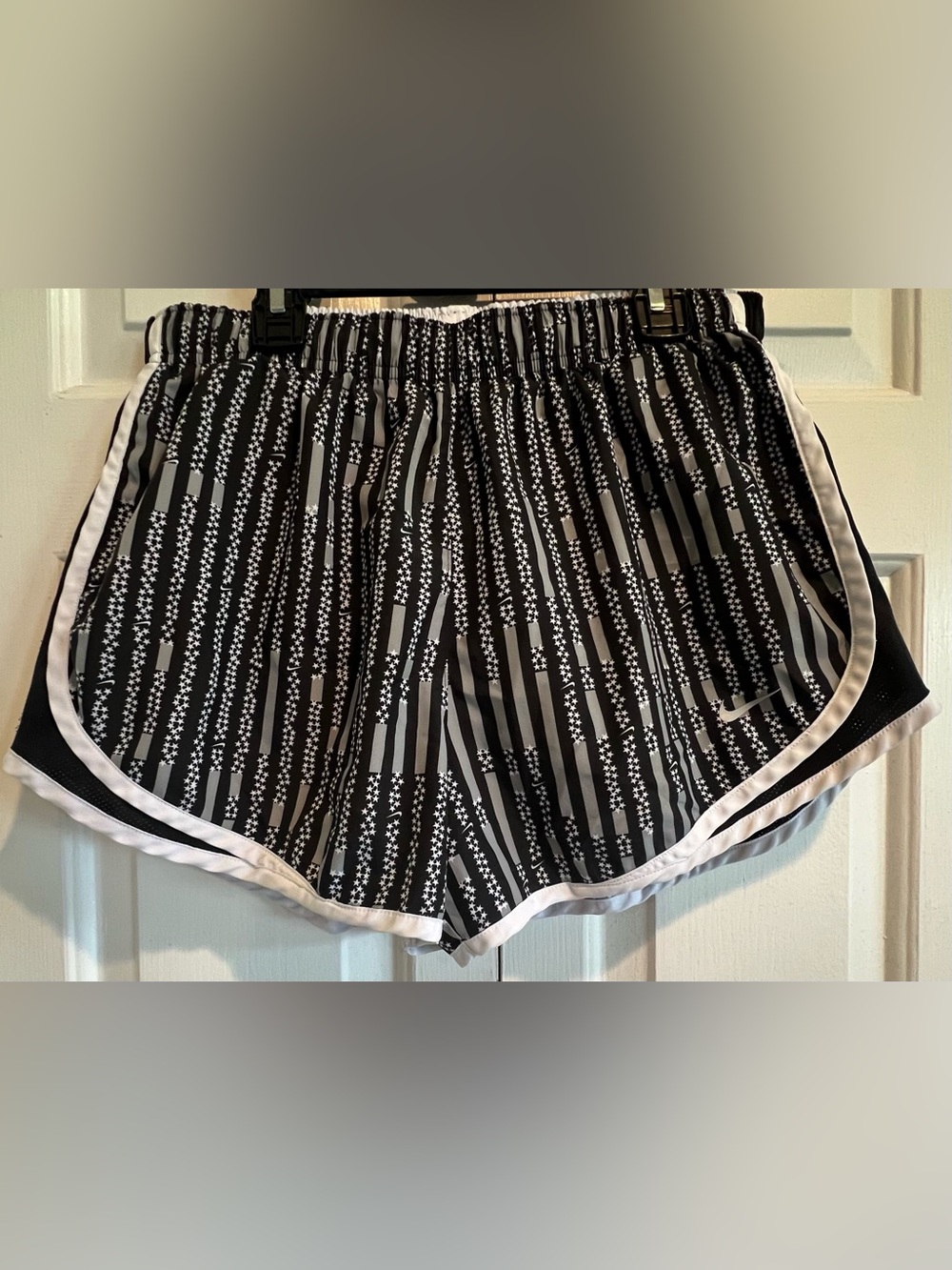 NIKE🖤Black Star & Stripe Women’s Athletic Shorts